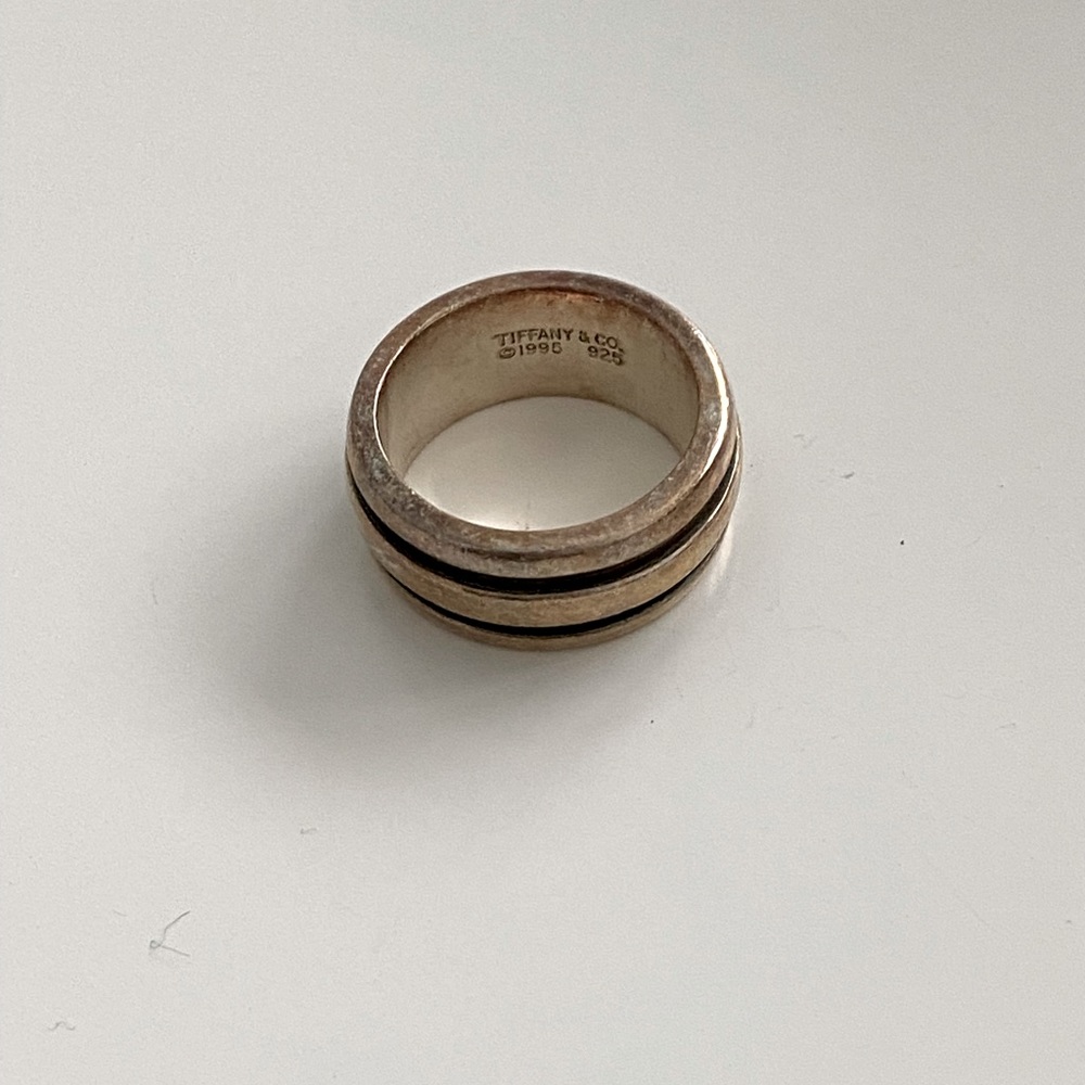 Tiffany & co ring - size 6